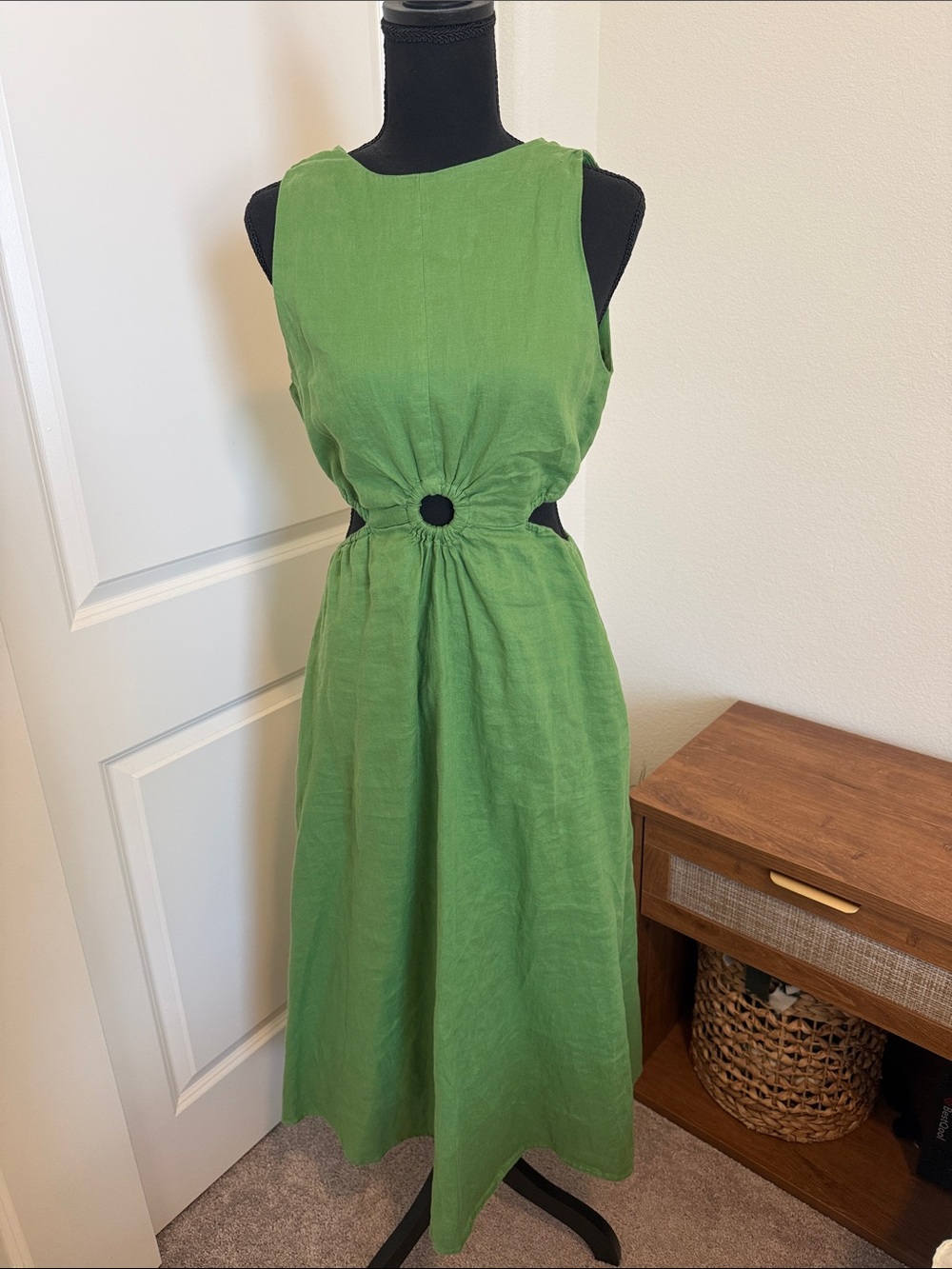 Mango linen Sleeveless Green Midi Dress with Ring Cutout